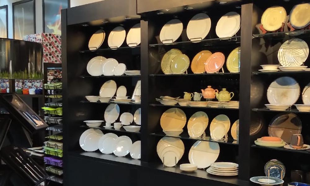 Crockery Classic Catering Menu